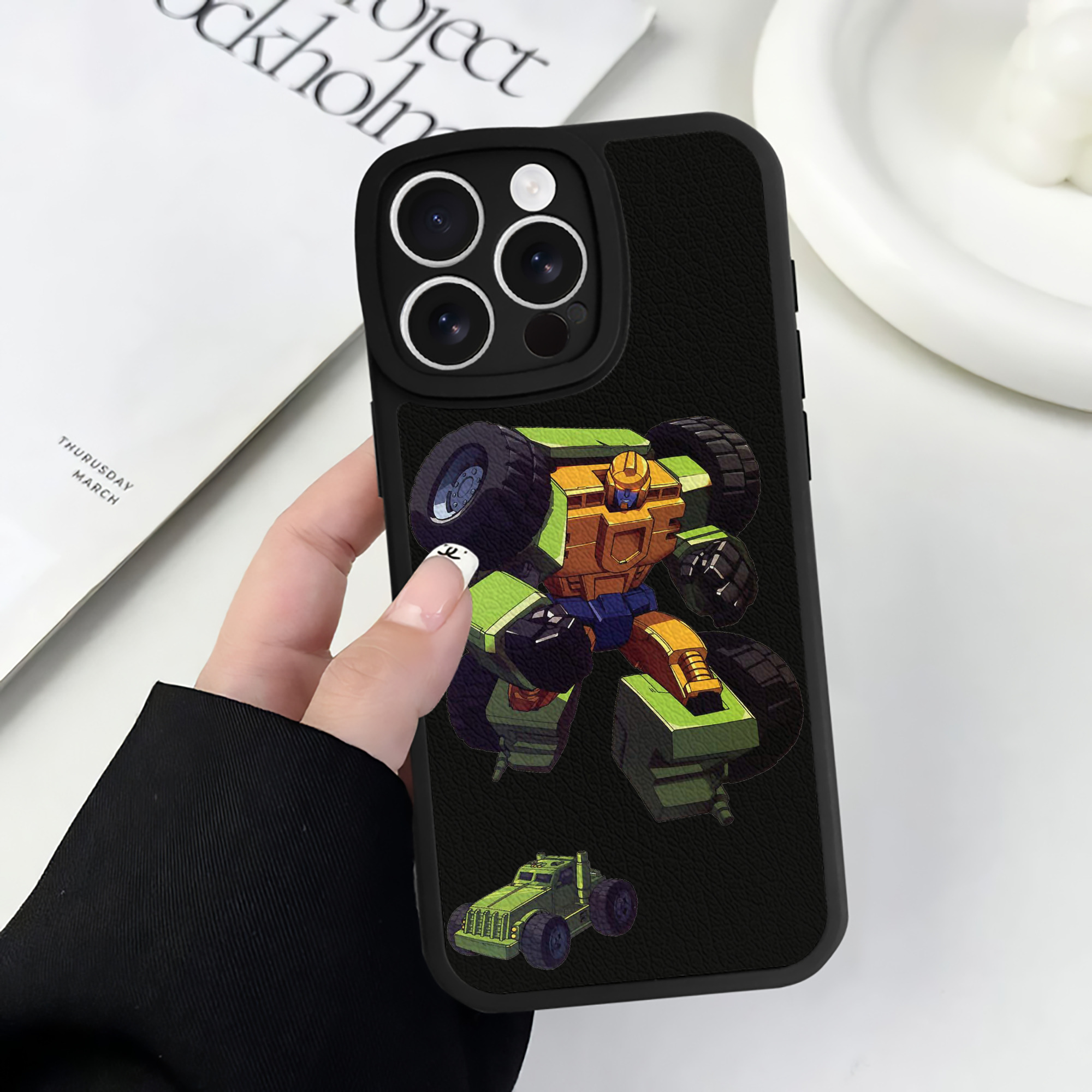 （画像用）  【iPhone 16シリーズ対応】シリコンスマホケース（レザー調） 材質：シリコン